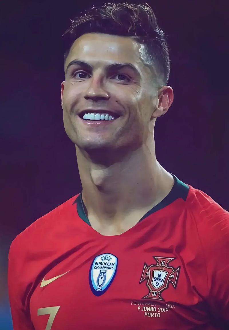 英媒：不敌纽卡赛后瓜帅与吉马良斯争论，并疑似怒斥摄像师